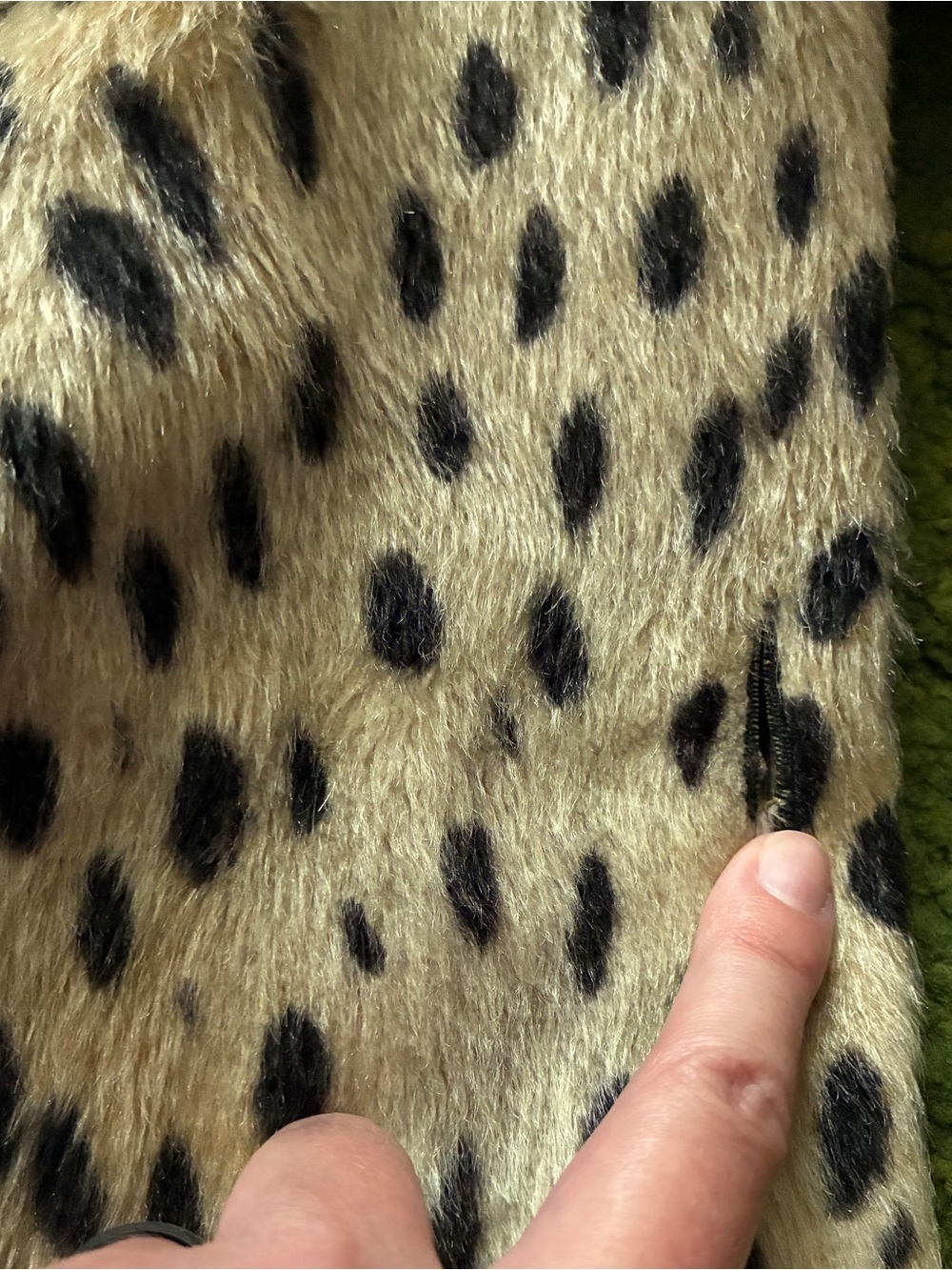 Vintage Cheetah Spotted Faux Fur Coat - Picture 11 of 12